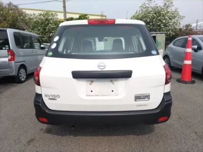 Nissan AD