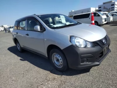 Nissan AD