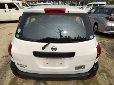 Nissan AD