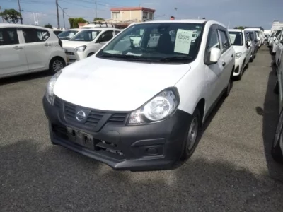 Nissan AD