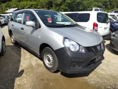Nissan AD