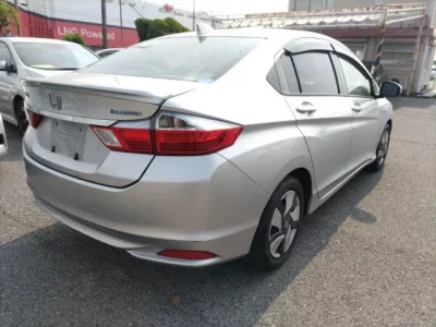 Honda GRACE