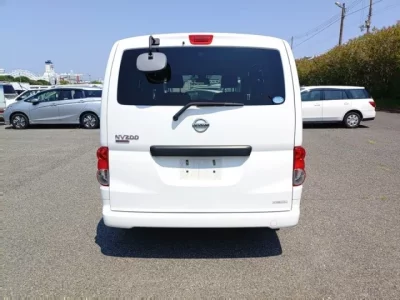 Nissan NV200