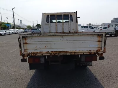 Mazda TITAN
