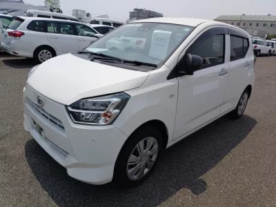 Daihatsu MIRA E S