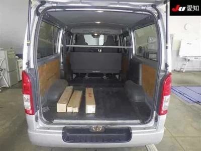 Toyota REGIUS ACE VAN