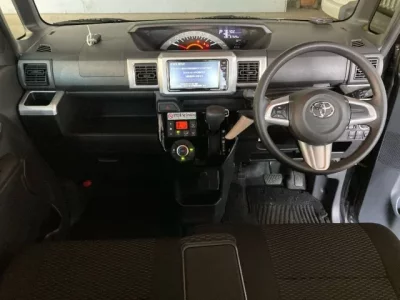 Toyota PIXIS MEGA