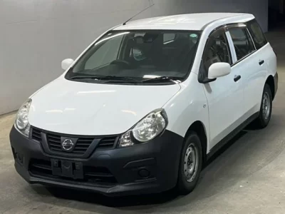 Nissan AD