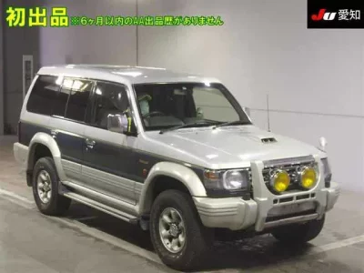 Mitsubishi PAJERO