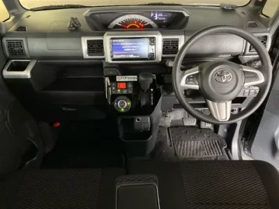 Toyota PIXIS MEGA