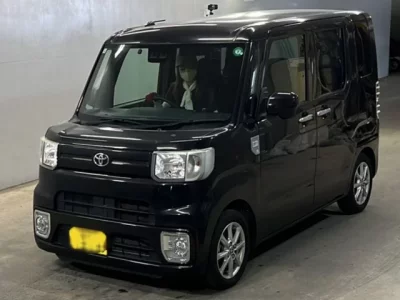 Toyota PIXIS MEGA