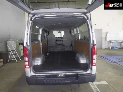 Toyota REGIUS ACE VAN