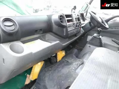 Hino TRUCK