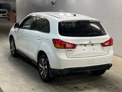 Mitsubishi RVR