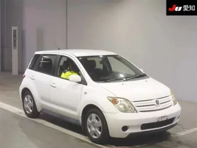 Toyota IST
