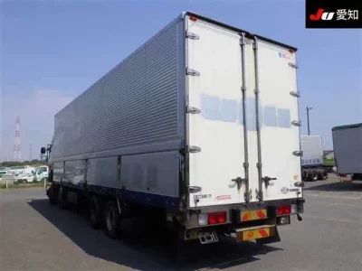 Hino TRUCK