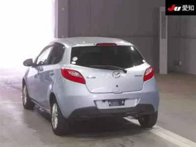 Mazda DEMIO