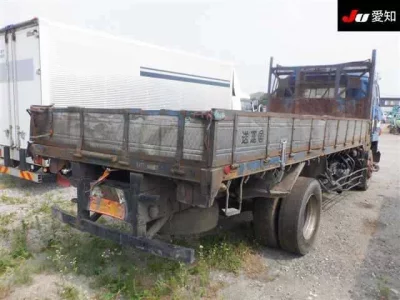 Isuzu TRUCK