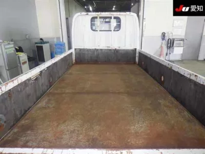 Mazda TITAN