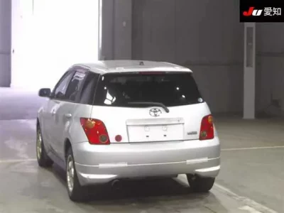 Toyota IST