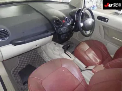 Volkswagen NEW BEETLE