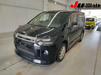 Mitsubishi DELICA D5