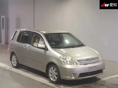 Toyota RAUM