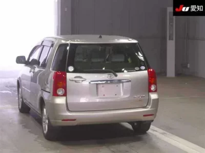Toyota RAUM