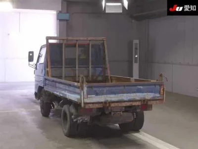 Mazda TITAN