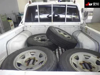 Nissan DATSUN PICKUP