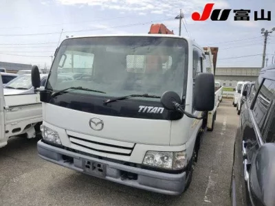 Mazda TITAN