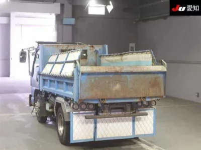Isuzu TRUCK