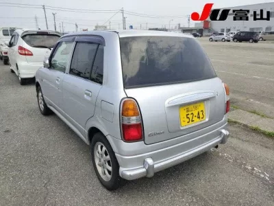 Daihatsu MIRA