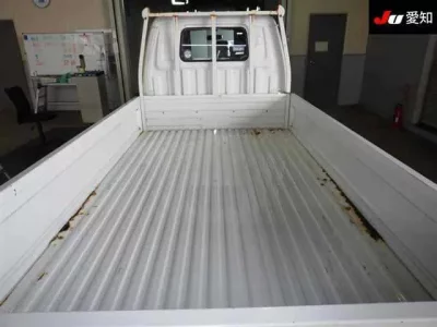 Nissan VANETTE TRUCK