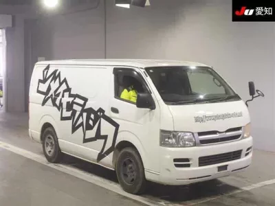 Toyota HIACE VAN