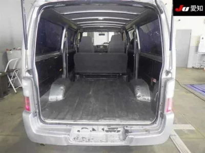 Nissan CARAVAN VAN
