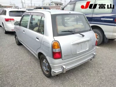 Daihatsu MIRA