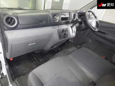 Nissan CARAVAN VAN