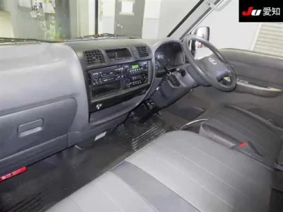 Mazda BONGO VAN