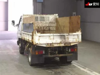Hino TRUCK
