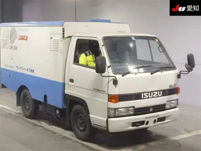 Isuzu TRUCK