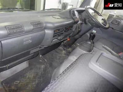 Mazda TITAN