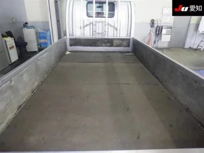 Mazda TITAN