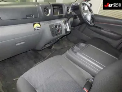 Nissan CARAVAN VAN