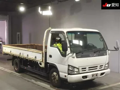Isuzu ELF