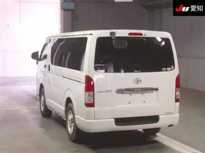 Toyota REGIUS ACE VAN