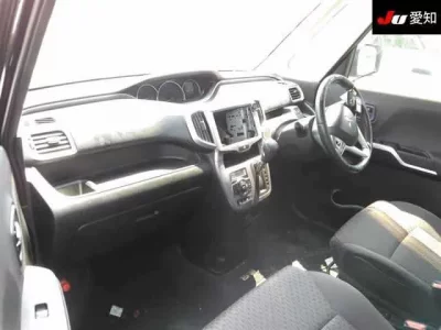 Mitsubishi DELICA D2