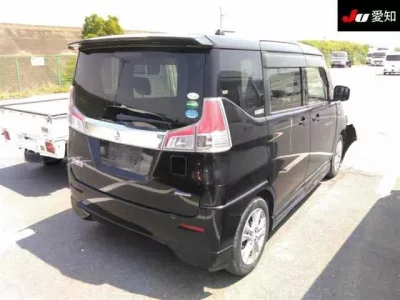 Mitsubishi DELICA D2