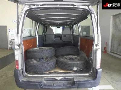 Nissan CARAVAN VAN