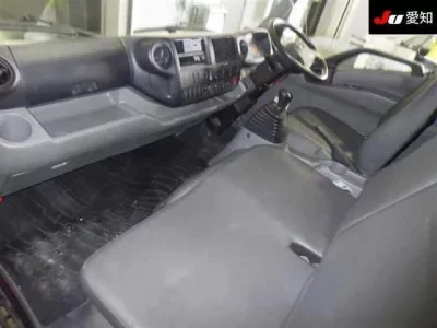 Hino TRUCK